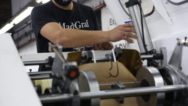 Servicio de confección de bolsas de papel